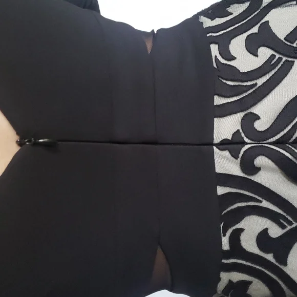 Avery G Longsleeve Mesh Detailed Cocktail Dress with Flare - Picture 6 of 11